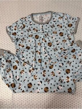 Pillow Talk Blue Puppy Print Pajama Loungewear Set. Size M